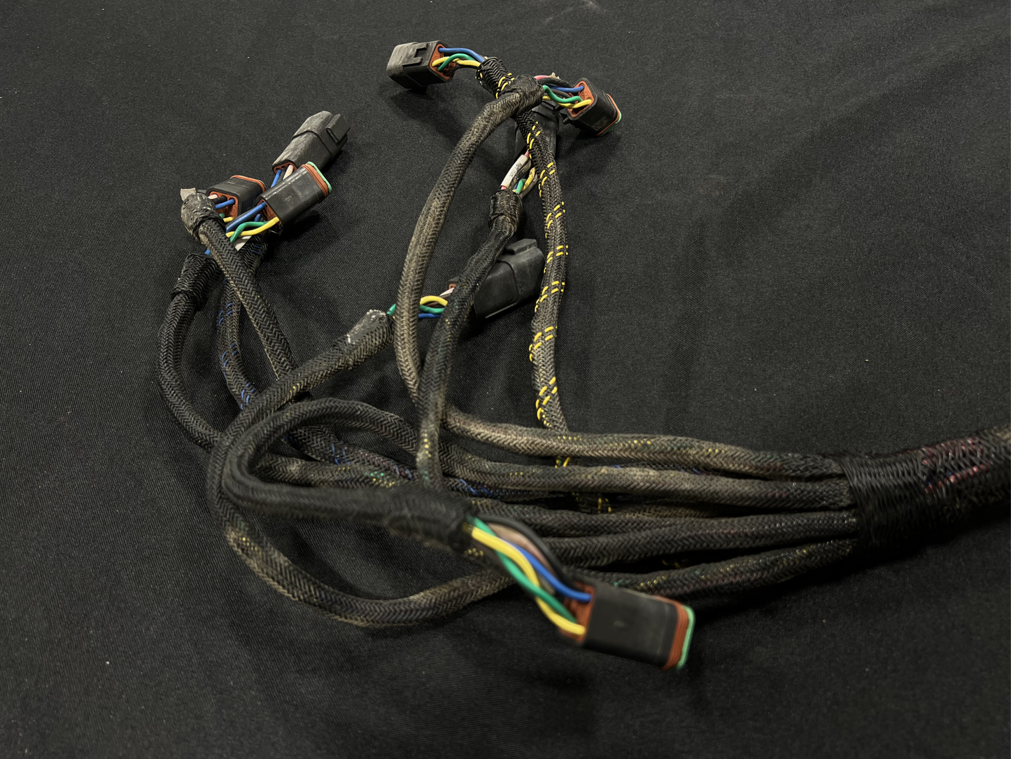 Used Capstan Harness Power to Can X, 3 Trunk PN: 150003-017